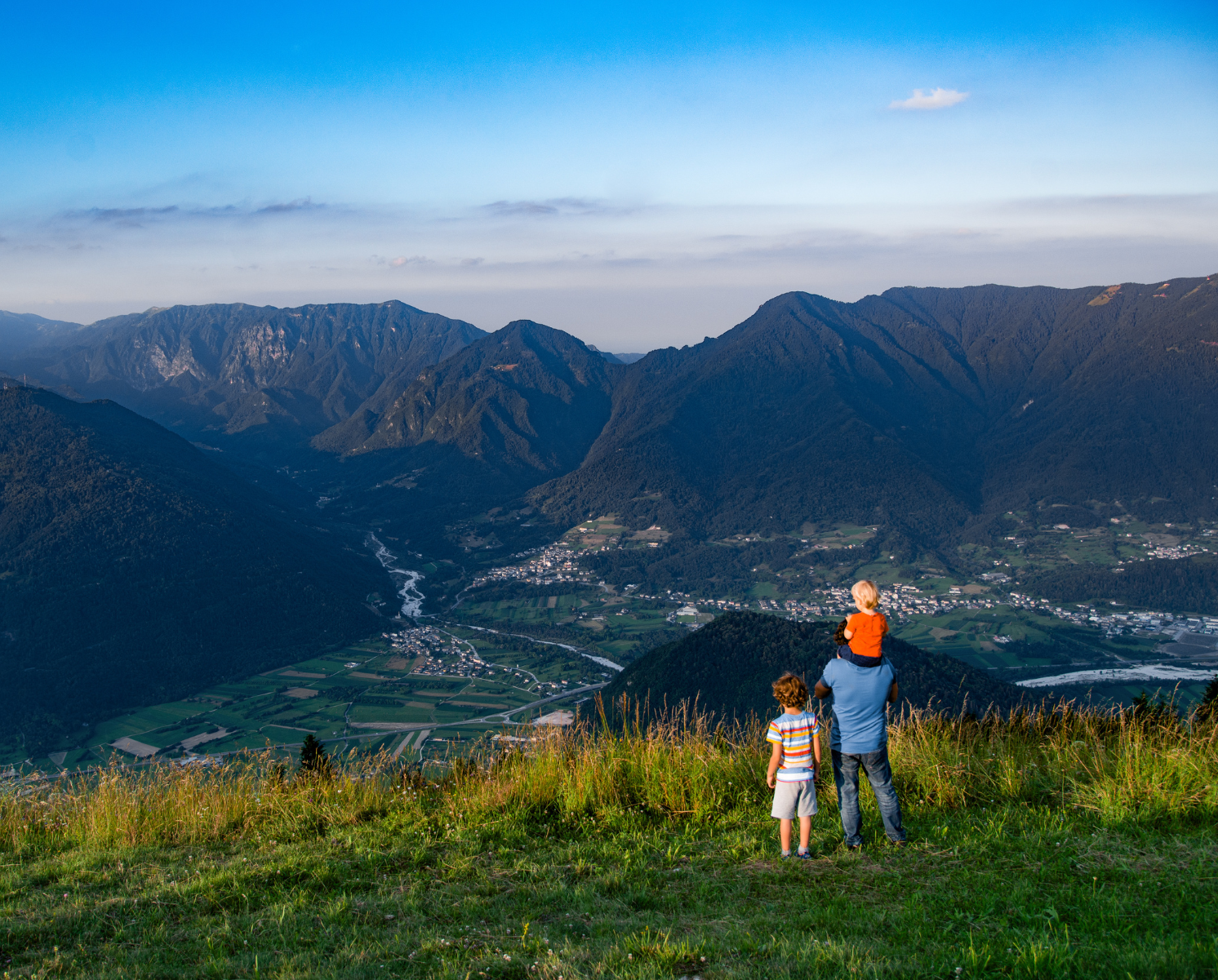 FAIR Service Line Private Client 600X746 Family Office 1@2X 100 Min