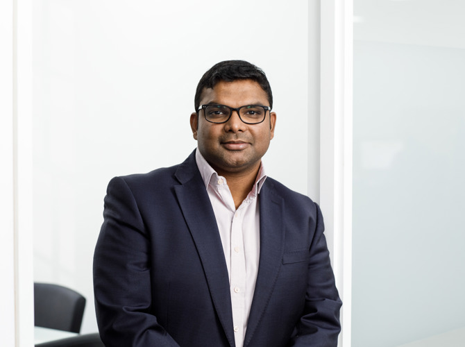 Headshot of Aslam Shareef